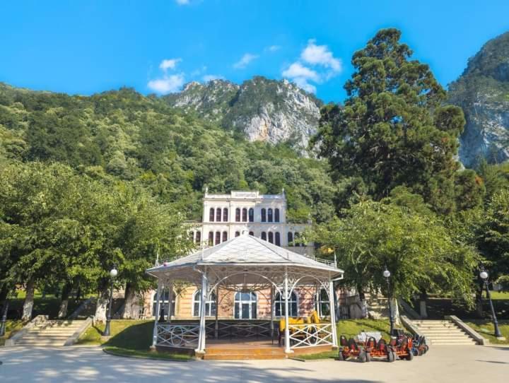 Casa Anne Hotel Băile Herculane Exterior photo